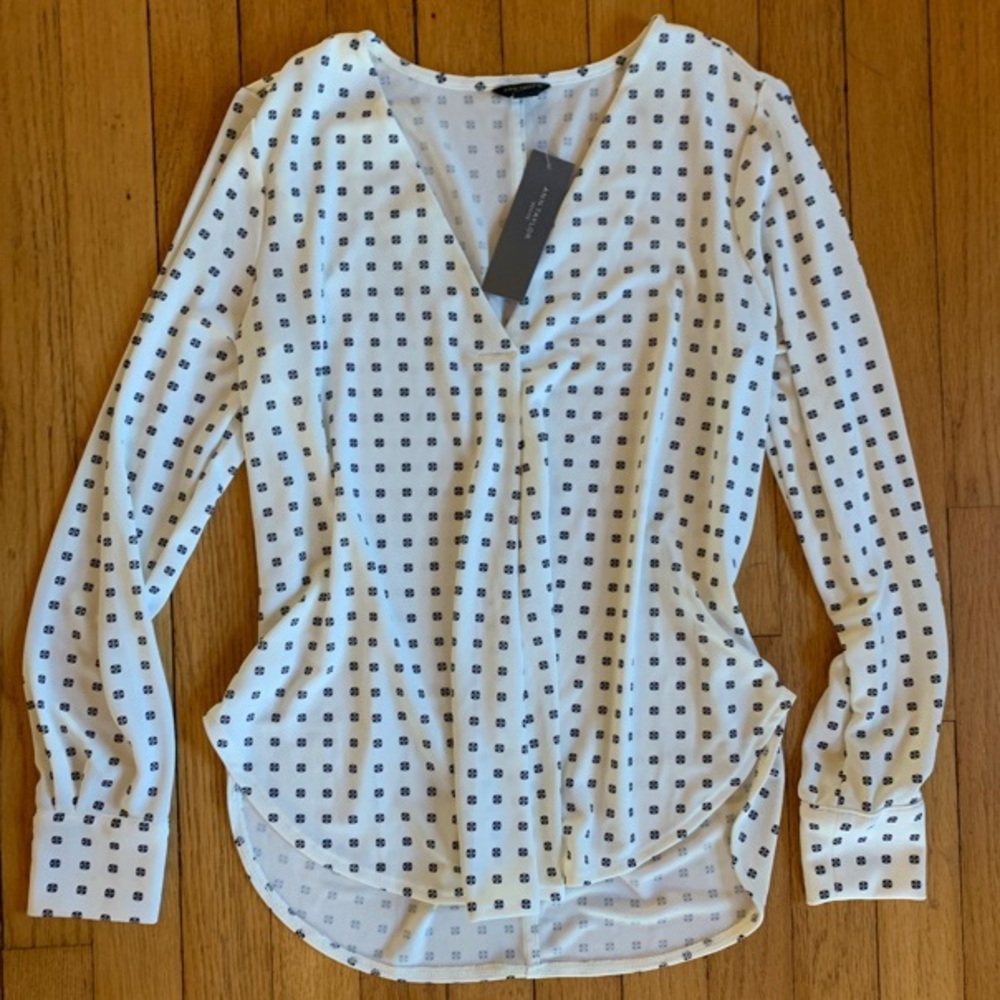 Ann Taylor cream blouse, XSP, NWT